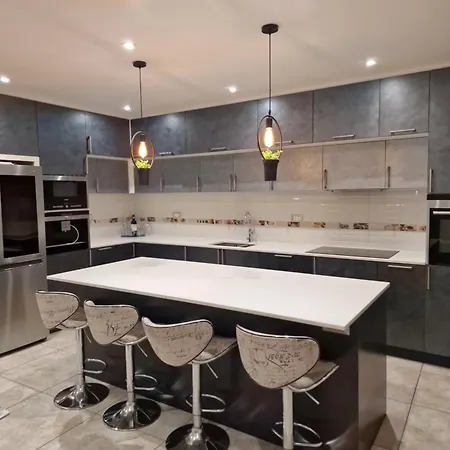 Holiday home Rokebea Luxury Brasov