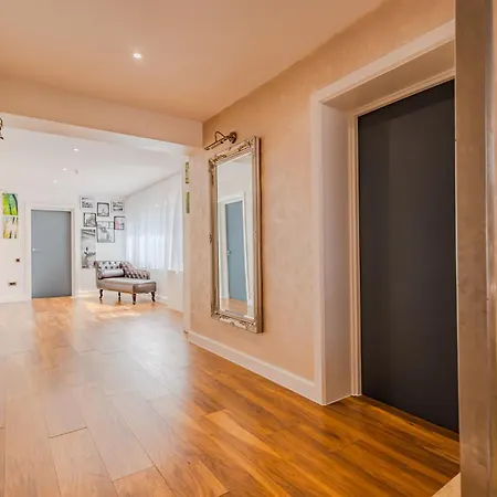 Rokebea Luxury Holiday home Brasov
