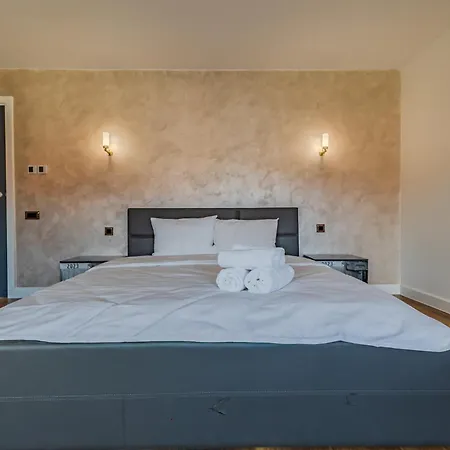 Holiday home Rokebea Luxury Brasov
