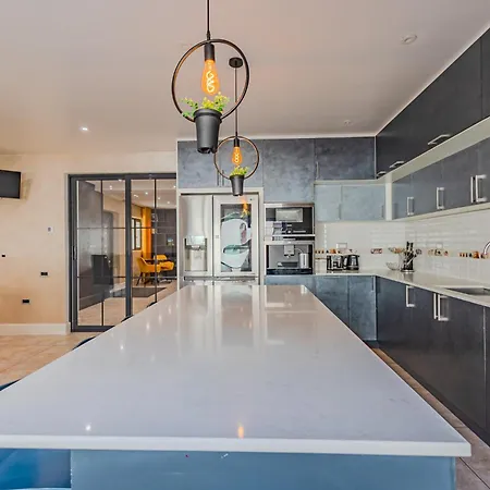Rokebea Luxury Holiday home