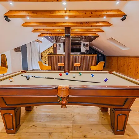 Holiday home Rokebea Luxury Brasov