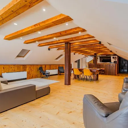 Rokebea Luxury * Brasov