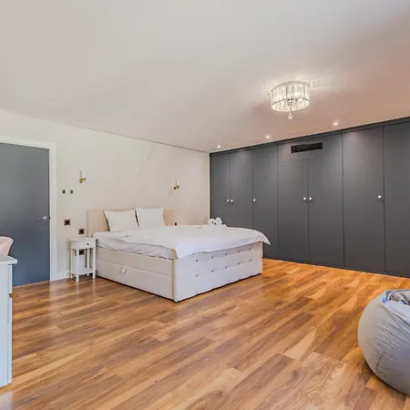 Rokebea Luxury Holiday home Brasov