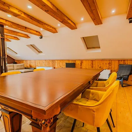 Holiday home Rokebea Luxury Brasov