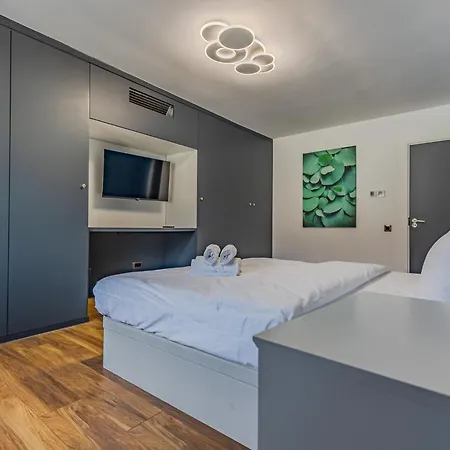 Rokebea Luxury Holiday home *