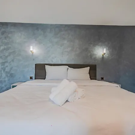 Holiday home Rokebea Luxury