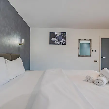 Rokebea Luxury Brasov