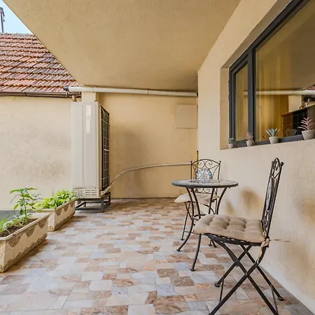 Rokebea Luxury Holiday home